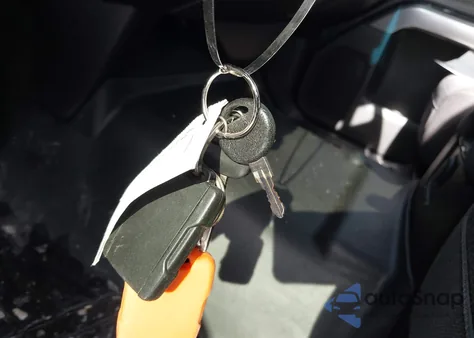 2017 Chevrolet Silverado 1500 1Lt z USA, uszkodzony, nr VIN 3GCUKREC7HG425726